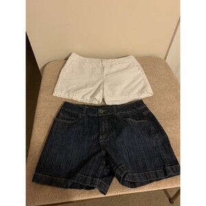 Lot of 2 Womens Merona shorts size 8 white and blue denim